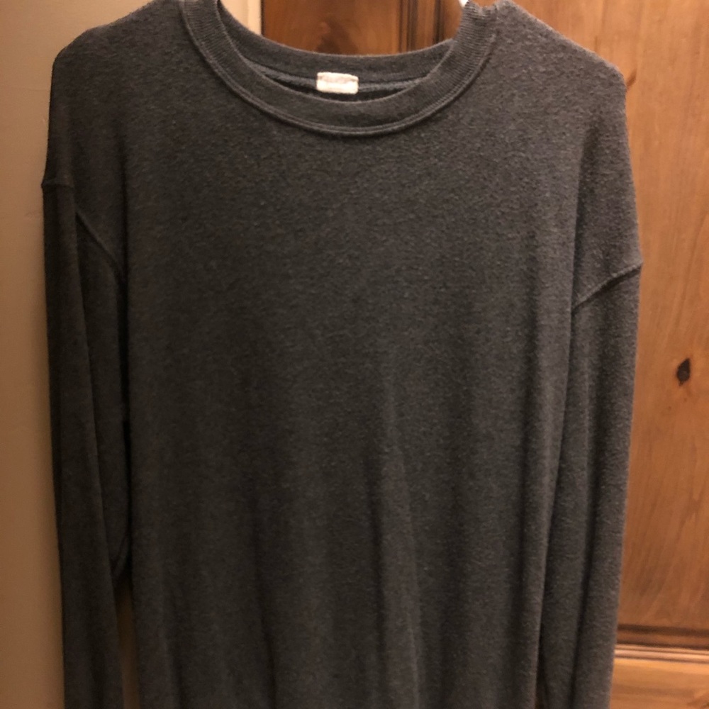 Brandy Melville Crewneck